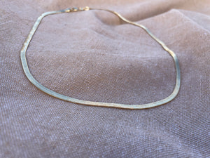 Moonbeam Herringbone Chain